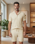 Completo Coordinato Uomo Camicia Bowling e Pantaloncini - Crema - indossato