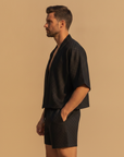 Completo Coordinato Uomo Camicia Kimono-Style e Pantaloncini - vista laterale