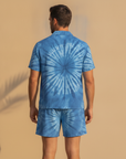 Completo Coordinato Uomo Camicia Tie-Dye e Pantaloncini - vista posteriore