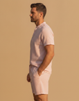Completo Coordinato Uomo Camicia Fiammata Pastello e Pantaloncini - vista laterale