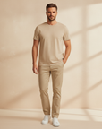T-shirt Uomo in Misto Lino – Fresca e Traspirante Estiva - Bianco - indossato