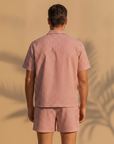Completo Coordinato Uomo Camicia Quadretti Vichy e Pantaloncini - vista posteriore