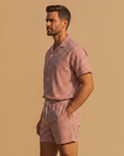 Completo Coordinato Uomo Camicia Quadretti Vichy e Pantaloncini - vista laterale