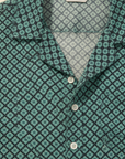 Completo Coordinato Uomo Camicia Geometrica e Pantaloncini - dettaglio