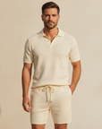 Completo Coordinato Uomo in Maglia Crochet e Pantaloncini - Bianco Panna - indossato