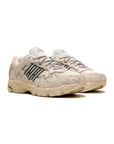 Sneakers Adidas x Bad Bunny Response CL Bianche Beige