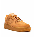 Nike Air Force 1 Low Camel con Dettagli Supreme Rosso
