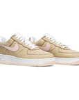 Nike Air Force 1 Low Beige Lino con Dettagli Rosa Pastello