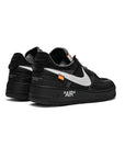 Nike Air Force 1 Low x Off-White Nera con Swoosh Bianco e Dettagli Arancioni