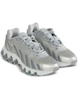 Nike Air Max DN8 Wolf Grey Metallic Silver Grigio Argento Uomo Donna - 2