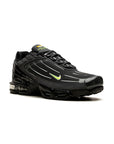 Nike Air Max Plus 3 Nero Volt Uomo Sneakers Moderne e Tecnologiche