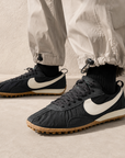 Nike Moon Shoe SP Jacquemus Off Noir Nero Uomo Donna - 5