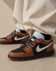 Nike Air Jordan 1 Low SE Pinstripes Nero Orewood Marrone Uomo - 5