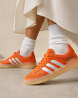 Adidas Samba RM Orange Frost sneakers basse uomo e donna in arancione - vista posteriore