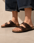 Birkenstock Arizona Brown sandali unisex in marrone - vista posteriore
