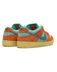 Nike Dunk Low SB Arancione e Verde Acqua Emerald Rise Uomo