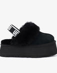 UGG Funkette Black sabot platform donna in pelle scamosciata e montone nero, vista laterale