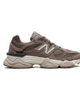 New Balance 9060 Scarpe Uomo Marroni Mushroom in Pelle Scamosciata Casual