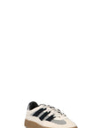 Adidas Spezial ST Bianco Nero sneakers basse uomo e donna in bianco e nero - vista frontale