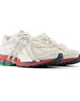 New Balance 1906A Sea Salt Astro Dust Bianco Grigio Uomo Donna - 2
