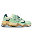 New Balance 9060 Easter Pack Sweetgrass Verde Chiaro Uomo Donna - 1