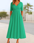 Olivia | Vestito midi da donna con scollo a V, incrocio frontale e maniche corte