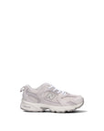New Balance 530 sneakers bambini in grigio moonbeam - vista laterale