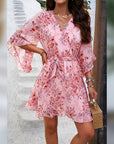 Vestaglia Odessa Donna – Incrocio a V Floreale, Maniche a Campana & Mini in Mussola Elegante