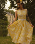 Scarlett | Abito midi a linea ad A senza maniche con stampa floreale da donna
