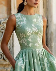 Scarlett | Abito midi a linea ad A senza maniche con stampa floreale da donna