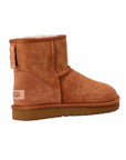 UGG Classic Camel stivali uomo e donna in pelle scamosciata e montone cammello, dettaglio suola