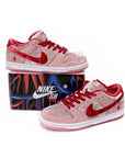 Nike Dunk Low SB Rosa e Rosso StrangeLove Skateboards Uomo