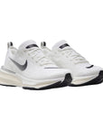 Nike ZoomX Invincible 3 Extra Wide Bianche Nere Running Uomo