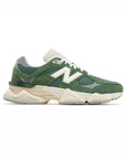 New Balance 9060 Scarpe Uomo Verde Nori in Pelle Scamosciata Casual