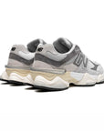 New Balance 9060 Scarpe Uomo Grigio Raincloud e Bianco Retro Casual