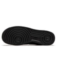 Nike Air Force 1 Low Nera con Dettagli Supreme Rosso
