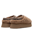 UGG Tazz Maxicurly Chestnut ciabatte platform uomo e donna in pelle scamosciata e montone marrone chestnut, dettaglio suola
