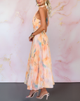 Abito lungo elegante da donna con collo all'americana