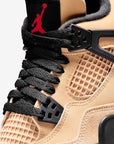 Nike Air Jordan 4 Retro Pizza sneakers alte in bianco rosso - dettaglio suola