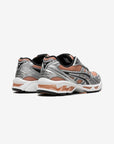 Asics Gel-Kayano 14 Sepia Pure Silver sneakers basse uomo e donna in mesh e pelle sintetica marrone argento, dettaglio suola