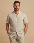 Camicia Uomo in Lino Manica Corta – Casual Chic Traspirante - Bianco - indossato