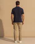 Polo Uomo Bicolore con Bottoni a Contrasto – Dettaglio di Stile - vista posteriore