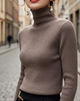 Maglione donna girocollo in materiale morbido