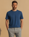 T-shirt Uomo Effetto Fiammato – Texture Slub Casual - Grigio - indossato