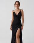Abito lungo donna in tessuto leggero, scollo a V