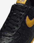 Nike Air Force 1 Low Kobe Bryant Lakers Away (Numbered Edition of 8000) sneakers basse uomo e donna pelle multicolore, dettag