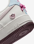Nike Air Force 1 Low Valentine's Day (2026) sneakers basse donna pelle multicolore, dettaglio tomaia