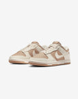 Nike Dunk Low Next Nature Hemp Sail sneakers basse donna in pelle bianco, vista frontale