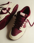 Nike Dunk Low Retro Valentine's Day (2023) sneakers basse uomo e donna in pelle multicolore, vista posteriore
