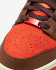 Nike Dunk Low Retro Year of the Rabbit Light Crimson (2023) sneakers basse uomo e donna in pelle rosso, dettaglio suola